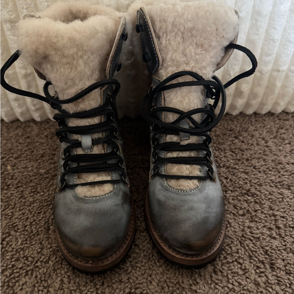 Freebird Norway Ice boots size 8 new in box